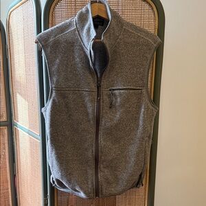 J Crew x Nordic All Weather Men's Gray Sleeveless Knit Vest